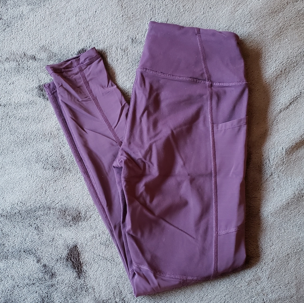 M Victoria's Sport Eggplant/Purple Leggings